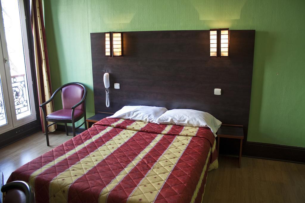 Hotel Cambrai Paris Quarto foto